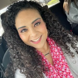 Meet your Posher, Lisa